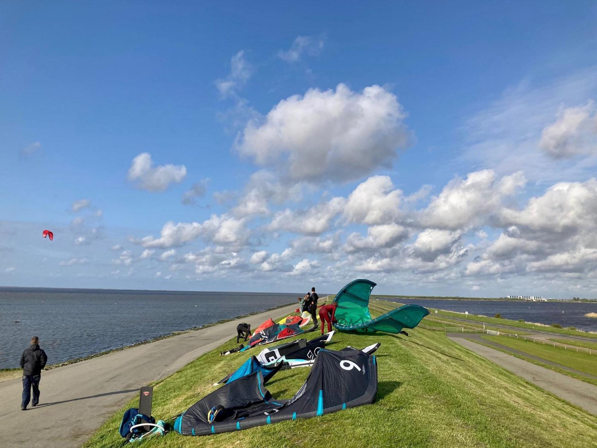 4 Pers Holiday Home Hilla With Winter Garden In Front Of The Dike Directly On The Lauwersmeer Anjum 外观 照片